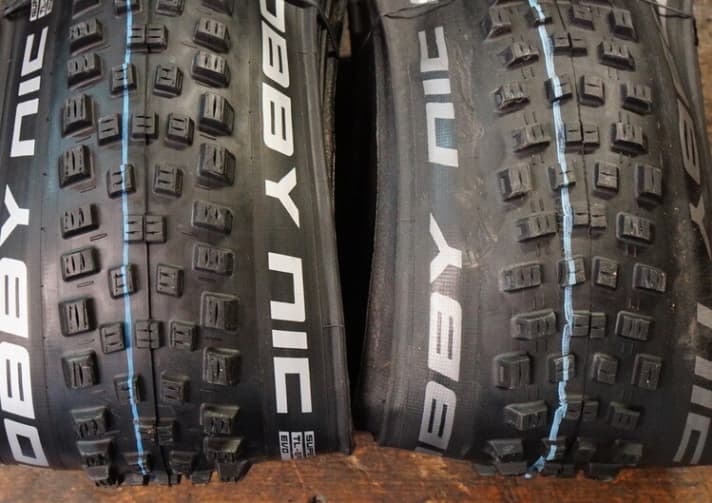   New versus old: The more solid outer lugs of the new Schwalbe Nobby Nic (left) elevate the tyre into a new category in terms of looks alone.