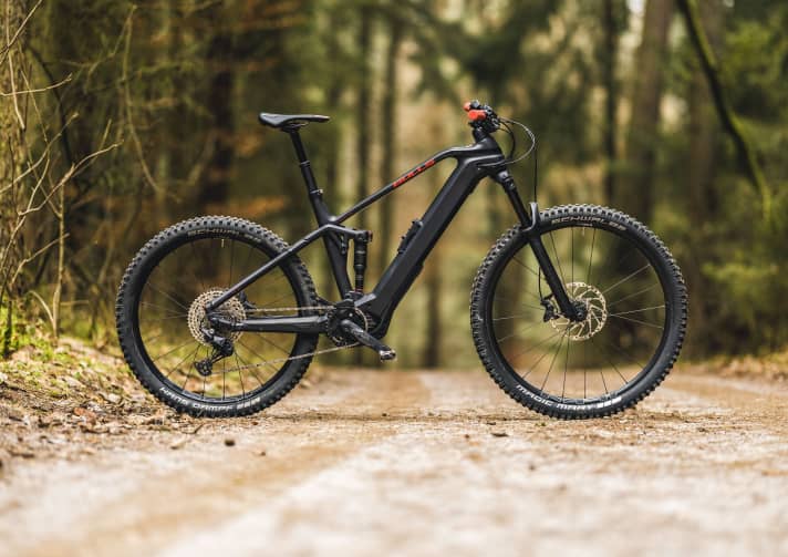   The Sonic series from Bulls is aimed at sporty e-mountain bikers.