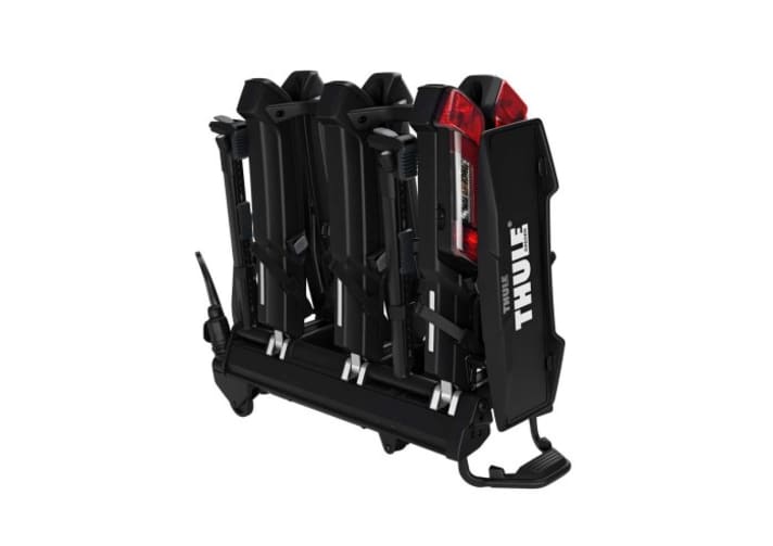 When folded, the Thule Epos can be stowed away easily and space-savingly.