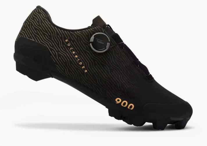 The outer fabric of the Rockrider MTB / Gravel Race 900 is robust and slightly water-repellent