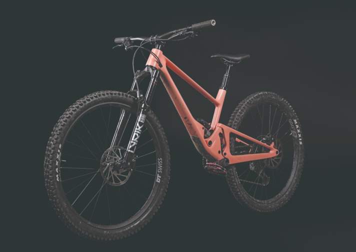 Unfortunately, the label no longer exists and is officially paused: Scor 4060 ST | Trailbike | 140/150 mm | from 4999 euros.