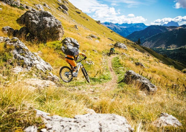 Alpine pump track: The last trail section (Pordoi Butz) is a flowing up & down.