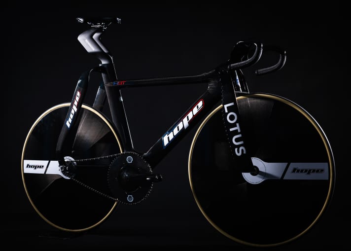Le vélo de piste Hope Lotus destiné à l'équipe nationale britannique a été profondément remanié pour les Jeux olympiques de Paris 2024.
