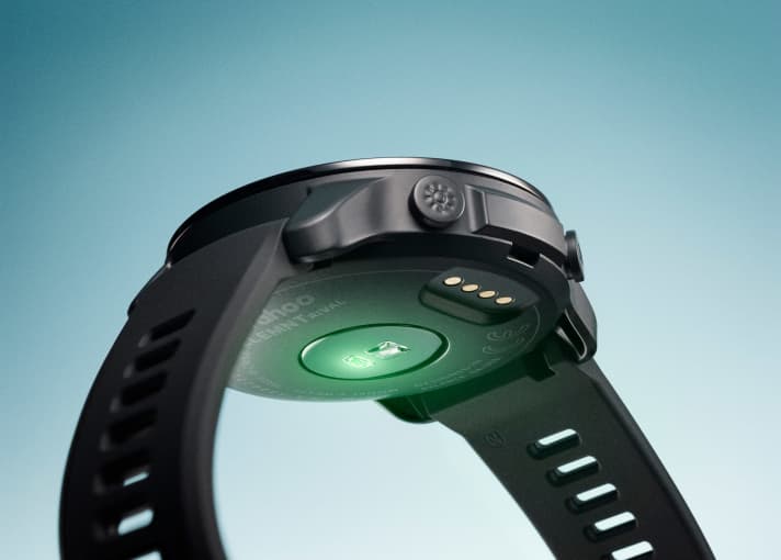   The optical heart rate monitor for measurement on the wrist provides heart rate values. However, the data is not as accurate as with a chest strap. But it can be paired via Bluetooth or ANT+.