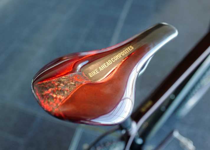 The pilot of the Bike Ahead The One takes a seat in the 76 gram The Hypersaddle made in Germany.