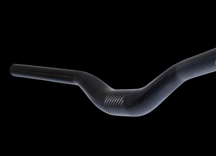 The shape of the Bike-Ahead handlebar The Riser, together with the carbon layup, was designed to minimise vibrations.