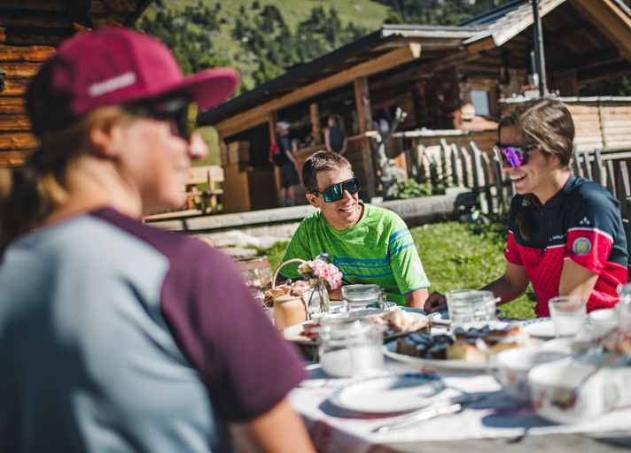 Auf Tour 3 thront die Ütia Ciampcios auf dem höchsten Punkt (2025 m).