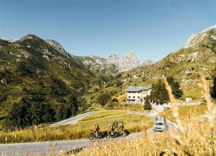 Des paysages magnifiques caractérisent le marathon cycliste du Piémont