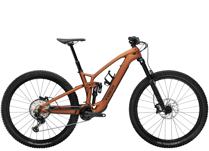 <a href="https://luna.r.lafamo.com/ts/i5533923/tsc?amc=con.blbn.497955.507800.14129791&smc=BIKE&rmd=3&trg=https%3A%2F%2Fwww.fahrrad-xxl.de%2Ftrek-fuel-exe-9-7-m000061122" target="_blank" rel="noopener noreferrer nofollow">The Trek Fuel EXe 9.7 costs € 7999 and is the only model with Fox suspension (36 Rythm, Float X). Gearing: Shimano SLX/XT 12-speed. Brakes: Shimano MT6120</a>*.