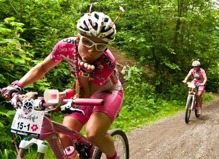 At the BCBR you can start in a team of two, but also as an individual rider. No matter in which outfit. The main thing is to have fun on the trails.