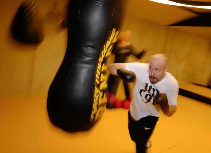 Flossmann beim Box-Training: Fitness als Lebensmaxime