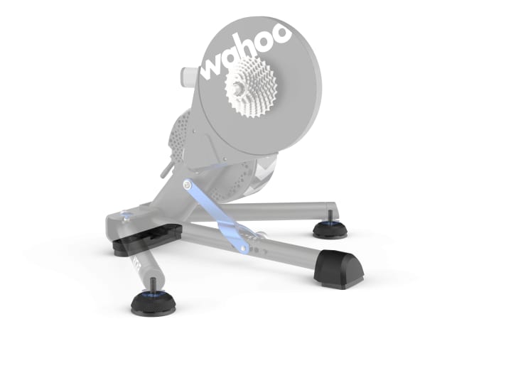   Avec les nouveaux pieds du Kickr v5, Wahoo poursuit résolument sa stratégie de flex latérale. Pour le reste, le modèle ressemble visuellement à son prédécesseur.