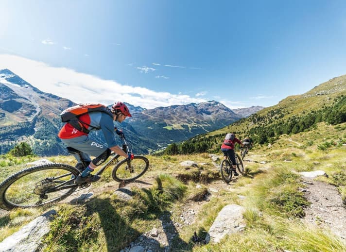   Alpine terrain, like here at the photo shoot in Santa Caterina, is the playground of a modern all-mountain bike.