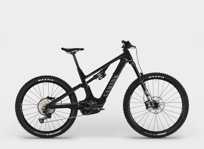 Canyon Spectral:On CF 8 // from 23.5 kilos and 5999 euros