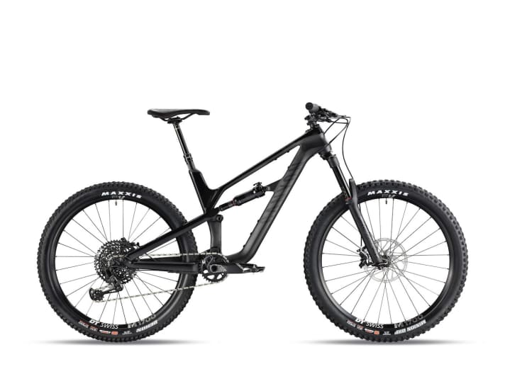   The Canyon Spectral CF 8 already has a carbon main frame, but still has an aluminium rear triangle. Price: 2999 euros.