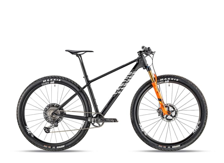   The Exceed CF SLX 9.0 Race for 5000 euros.