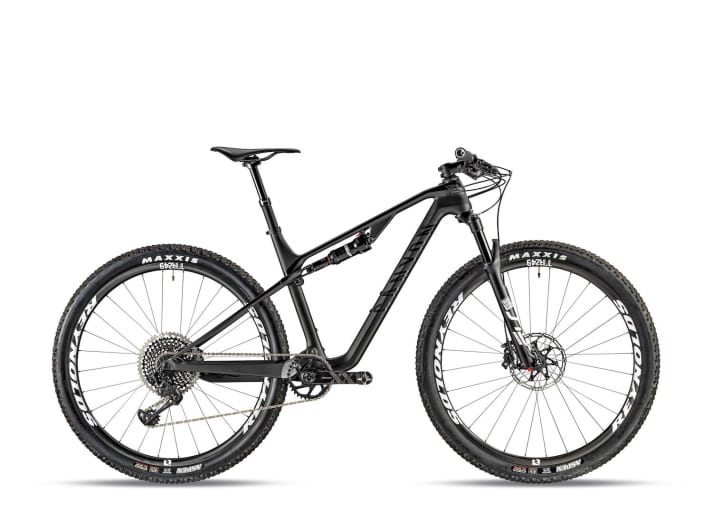   Das Lux CF SLX 9.0 für 4999 Euro ist das erste Lux mit dem leichteren SLX-Rahmen.