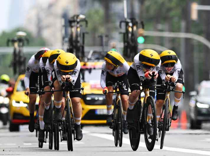 Team Uno-X Mobility nach Startschwierigkeiten doch zusammen unterwegs