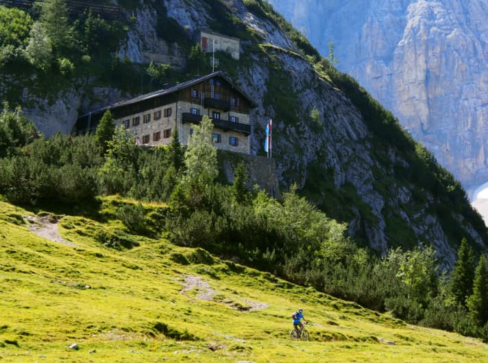   Auf den letzten Metern zum Karwendelhaus.
