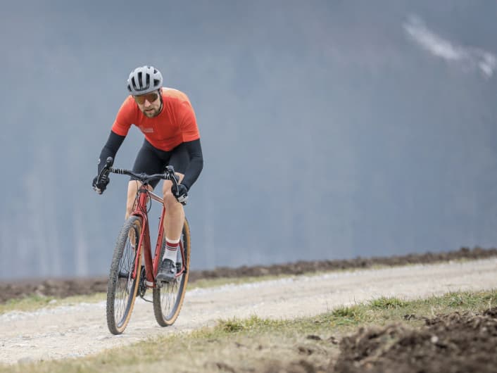 10 Gravelräder aus Alu und Carbon um 2000 Euro