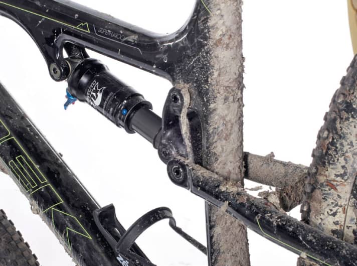   The Fox CTD damper has been perfectly tuned. Generous in downhill mode, compliant in trail mode and almost locked out in climb mode.