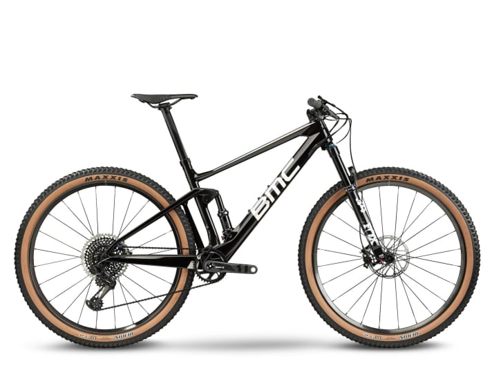   The top model Fourstroke 01 LT ONE costs 7999 euros.