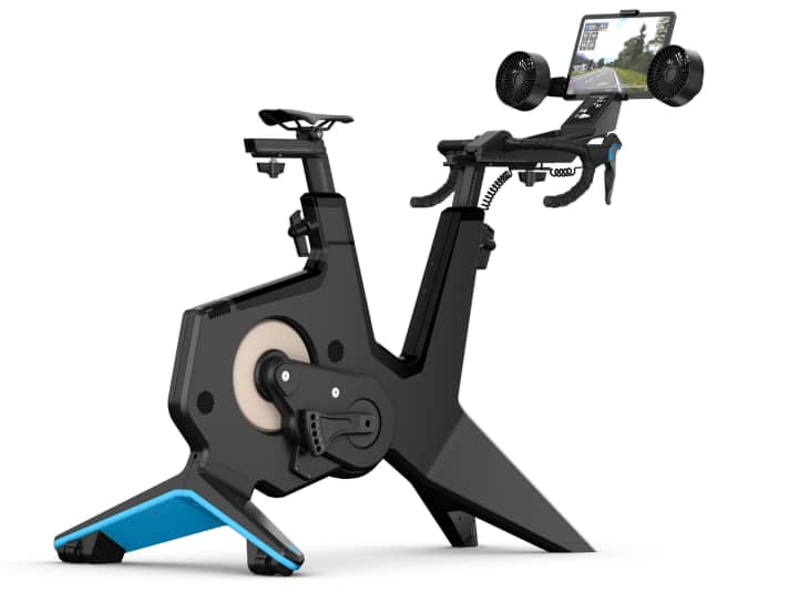 Professioneller wird’s nicht: Der Tacx Neo Bike Plus erfüllt Indoor-Cycling-Fans alle erdenklichen Wünsche.