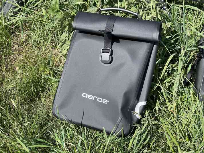 And the classic must not be missing: the pannier bag.