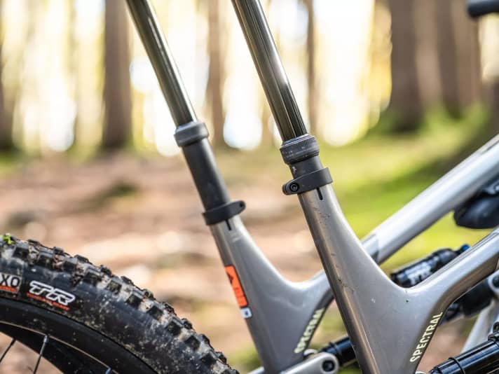 There are many options not only for the length of the seatpost, but also for the stroke of the telescopic seatpost.