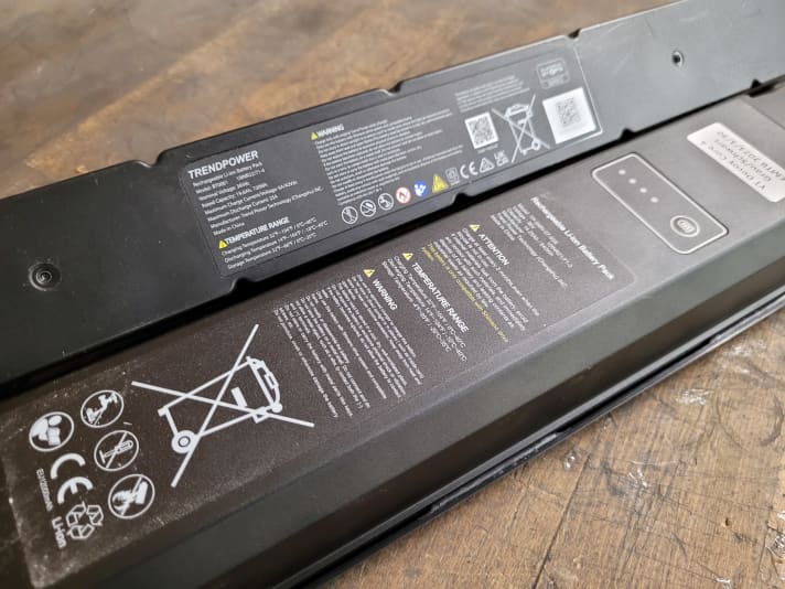 Most manufacturers specify a storage temperature range from 0 degrees. Exception YT. The battery from the manufacturer Trendpower (pictured below) should have no problems with storage at -20 degrees. However, we would recommend a more cosy climate.