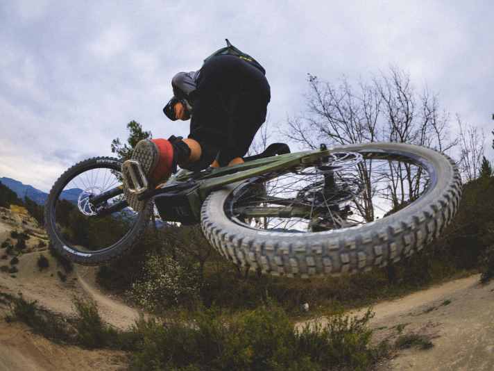 Always nice and banging: With the Torque:On, Canyon wants to get going again in the freeride sector.