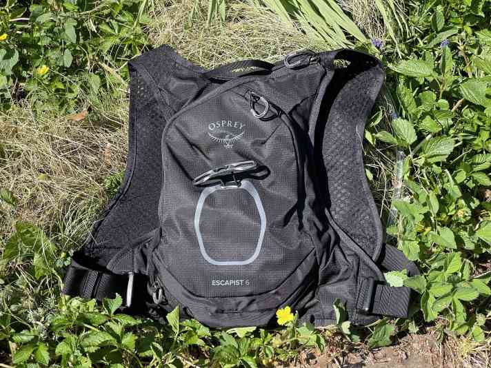 Die Osprey Escapist Velocity 6 Trinkweste - hat uns sehr gut gepasst und gefallen