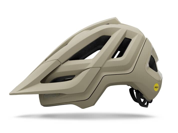 Der neue Giro MontaroMips III bringt nicht nur mehr Schutz, sondern auch ein überarbeitetes, sportliches Design.