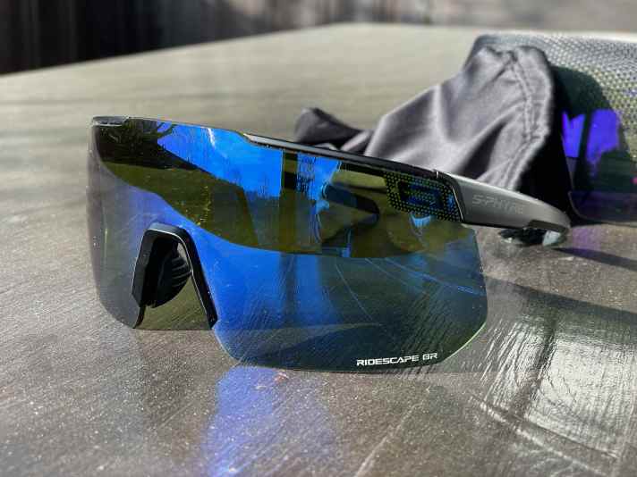 Shimano S-Phyre 2 Ridescape Gravel.