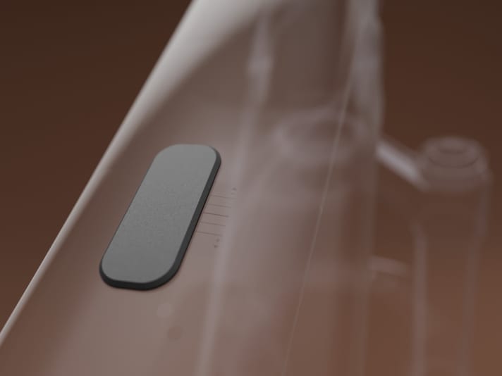 If you still can't get to grips with the steering assistant after a period of familiarisation, you have the option of removing the system completely and closing the top tube with a cover. This gives Spectral customers all the options at their fingertips.