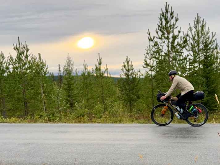 La pluie et les températures parfois à un chiffre n'ont pas aidé à la progression, mais le vent arrière constant !
