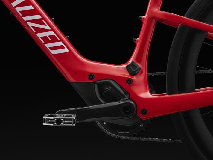 The Specialized SL 1.2 weighs less than 1.9 kilos, making it one of the lightest mid-motors for e-bikes.