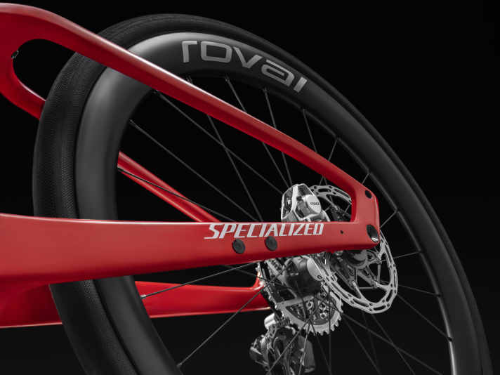 Seltene Kombi: Sram Red-Bremsen aus dem Profisport und eine Aufnahme für einen Seitenständer.