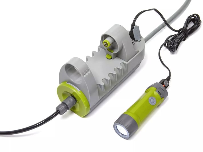 Aqua2Go Pro: LED-Leuchte und Powerbank in einem