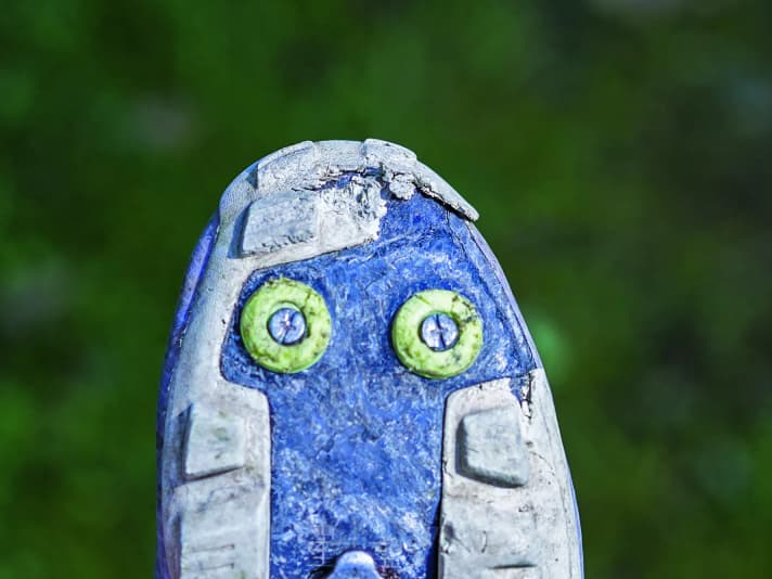 The white rubber of the sole is extremely sensitive. Unfortunately.