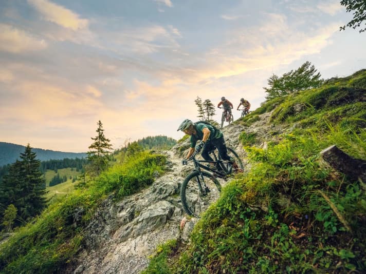 The impression is deceptive. Downhill, the Enduro (Nukeproof Mega) usually outpaced the other two bikes. | Photo Wolfgang Watzke