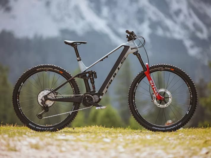 Bulls Sonic EVO EN-SL 2 Carbon – 6999 Euro I 160 / 150 mm I 22,1 kg I 29"