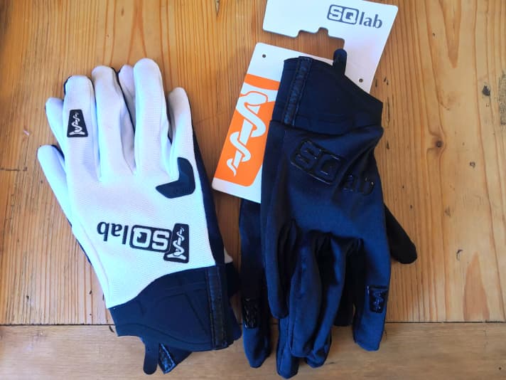 The new gloves: SQ-Glove One11 (left) and SQ-Glove One OX.