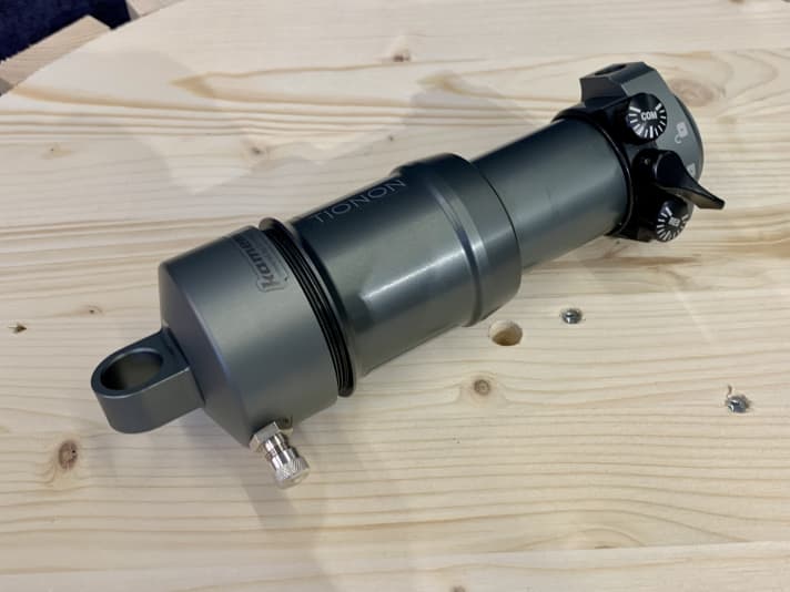 Newcomer Kamemo präsentierte auf der Eurobike einen neuen Dämpfer “Made in Germany”.