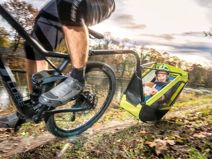 Bicycle trailer for children