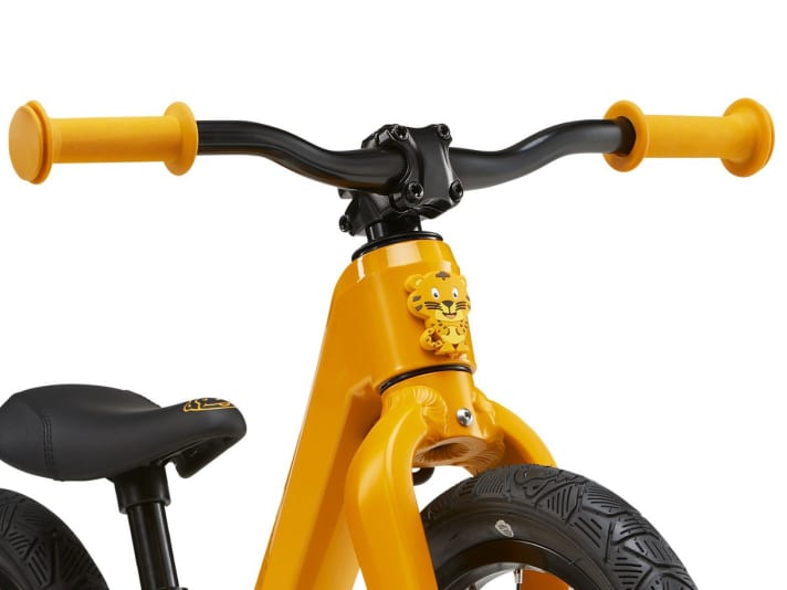 Each design can be found as an emblem on the steering head. Here: the Tiger.