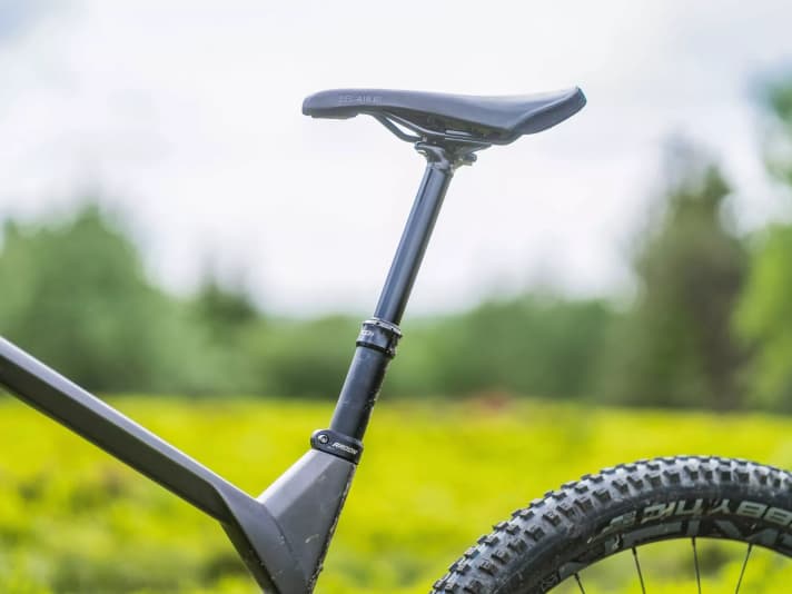 The Vario dropper post on the Radon offers a slightly shorter adjustment range than the one on the Canyon. This has not escaped the sensitivity of our readers.