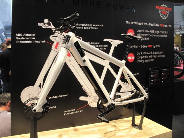 <a href="e_mtb/e_mtb_news_neuheiten/e-mtb-neuheiten-brake-force-one-abs-bremse/a33590.html"  rel="noopener noreferrer">Brake Force One stellte bereits auf der Eurobike 2016 sein ABS-System vor</a> . Jetzt ist es grundsätzlich mit Hochdruck-Bremssystemen kompatibel.