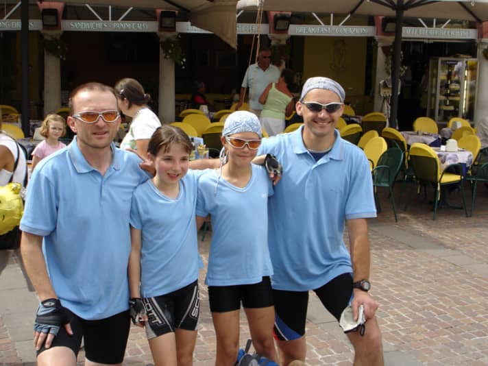 Family gang: proudly at the finish line