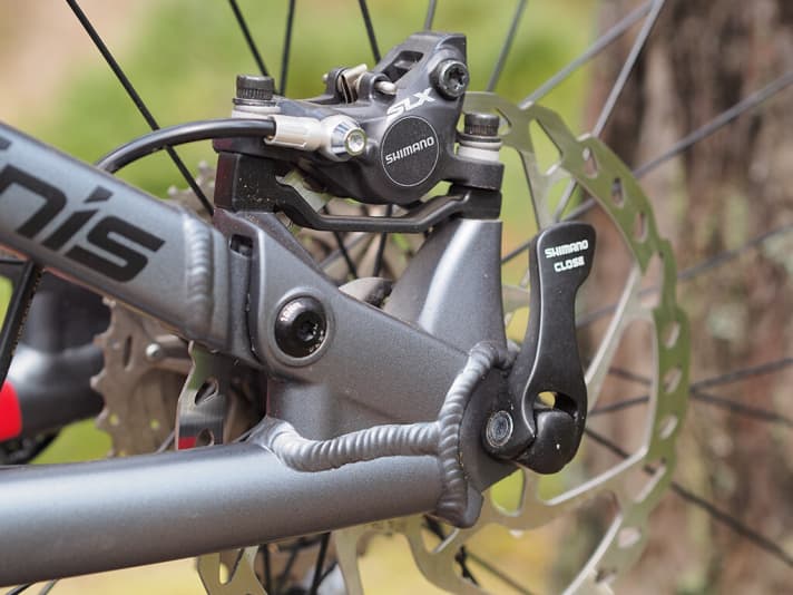   Post Mount Aufnahme für 160 Millimeter-Bremsscheiben.